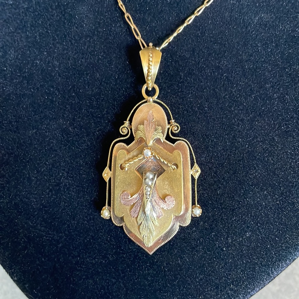 14k Antique Victorian Locket 15 grams - Picture 4 of 14
